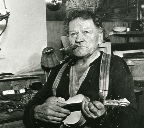 Karl Viktor Karlsson med fiol, 1955
