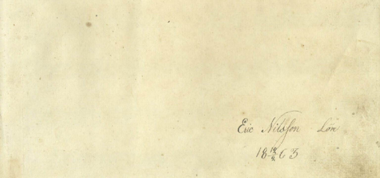 Foto p&aring; &auml;ldre gulnat papper med handskrift